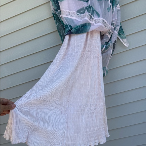 Komarov XL Crinkle Chiffon Floral Maxi Dress USA Lace Romantic Elegant - Picture 11 of 13